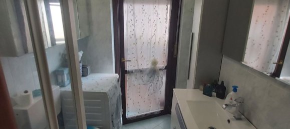 4 bedrooms Apartment in Turin, Italy No. 339599 14