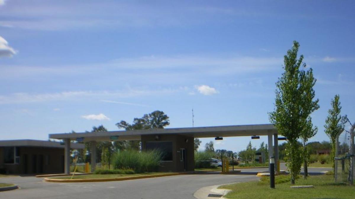 Земельный участок в Пилар, Аргентина № 49846