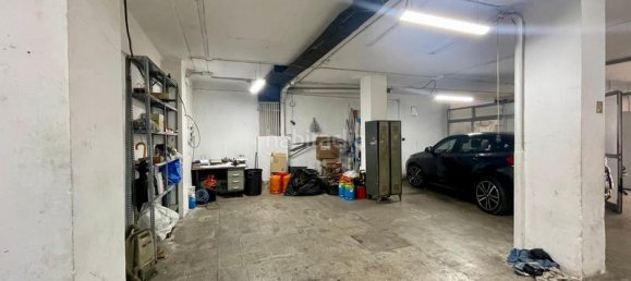 Коммерческая недвижимость 341м² в Бадалона, Испания № 171430 2