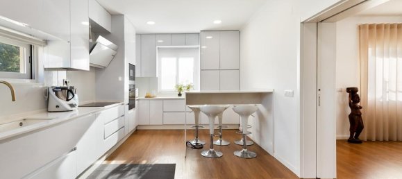 4 bedrooms House in Palmela, Portugal No. 143054 9