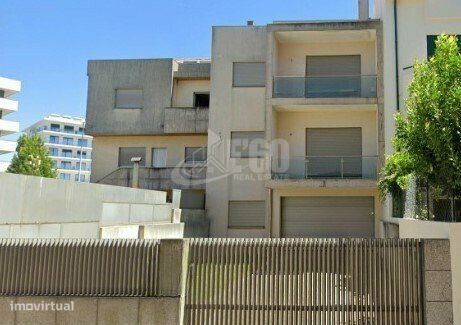 Casa de 4 dormitorios en Vila Nova de Gaia, Portugal No. 17792