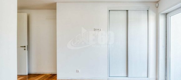 Casa de 4 dormitorios en Vila Nova de Gaia, Portugal No. 17792 7