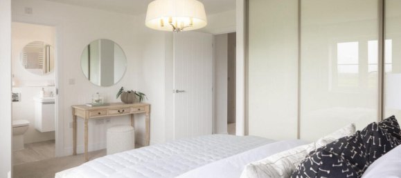 3 bedrooms House in Bovingdon, United Kingdom No. 4708 2