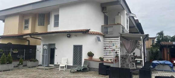 5 rooms House in Giugliano in Campania, Italy No. 284466 3