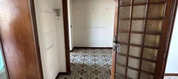 5 rooms Apartment in Naples, Italy No. 37329 13