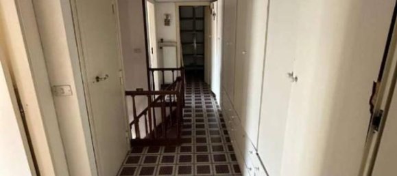 5 rooms Apartment in Naples, Italy No. 37329 22