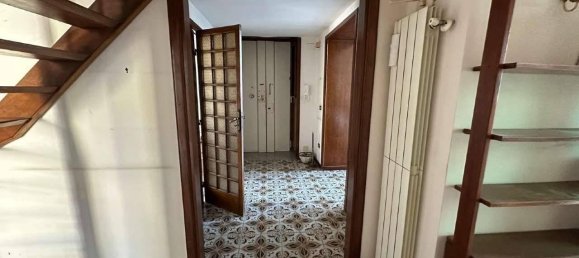 5 rooms Apartment in Naples, Italy No. 37329 14