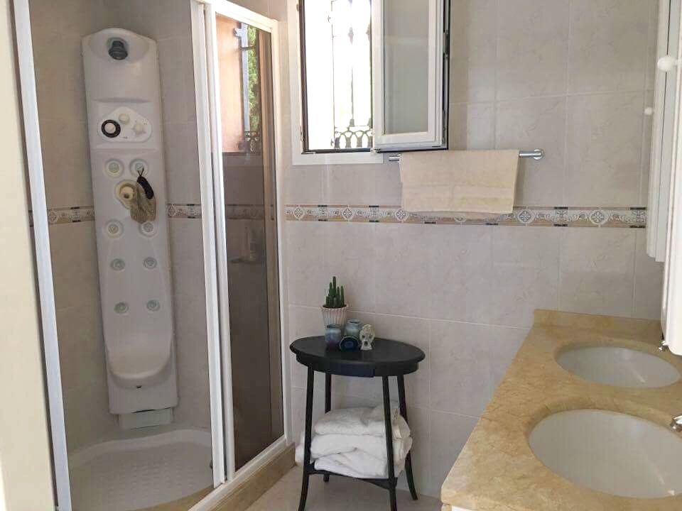 3 bedrooms Apartment in Marbella, Spain No. 84776