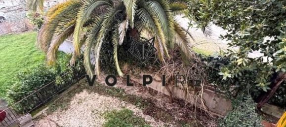 4-salle Maison à Castel Ritaldi, Italy No. 35356 14