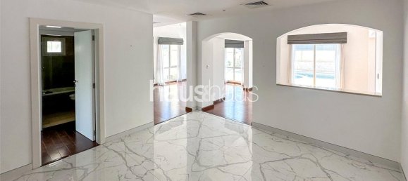 5 bedrooms Villa in Meadows, UAE No. 100249 22