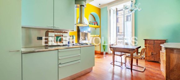 3 bedrooms Apartment in Milan, Italy No. 246420 8