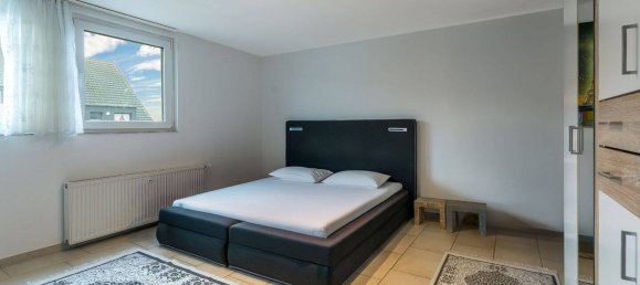 32-salle Bâtiment à Mettmann, Germany No. 121546 9