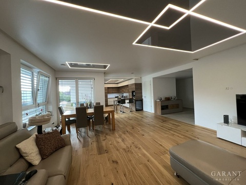 4 chambres Appartement à Heilbronn, Germany No. 71148