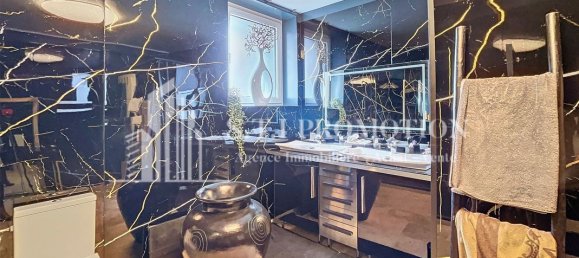 3 bedrooms House in Mexy, France No. 61869 18