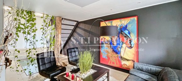 3 bedrooms House in Mexy, France No. 61869 12