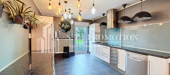 3 bedrooms House in Mexy, France No. 61869 8