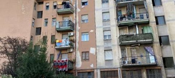 2-salle Appartement à Pioltello, Italy No. 223531 21