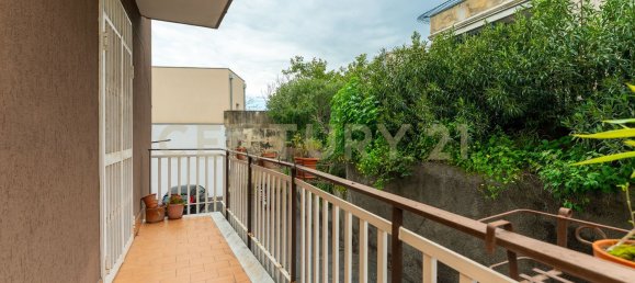 3 rooms Apartment in Catania, Italy No. 122719 30
