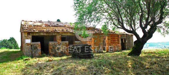31 room House in Città della Pieve, Italy No. 152551 9