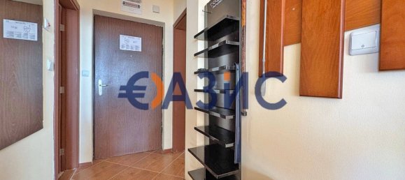 2 Schlafzimmer Wohnung in Kosharitsa, Bulgaria, Nr. 483 6