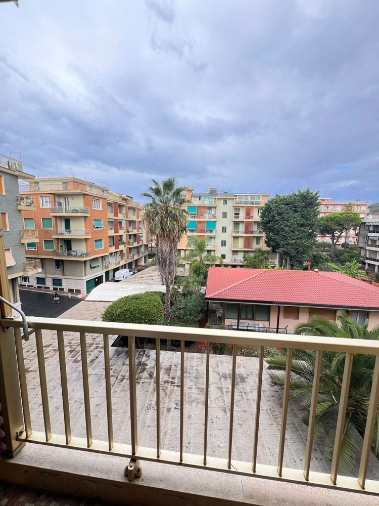 3 chambres Appartement à Bordighera, Italy No. 332354