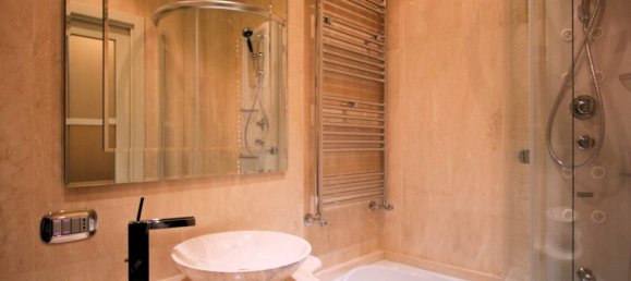 3 bedrooms Villa in Camaiore, Italy No. 223262 18