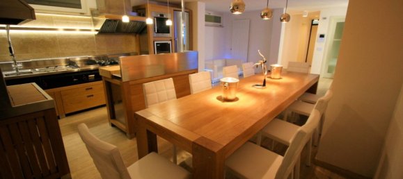 3 bedrooms Villa in Camaiore, Italy No. 223262 20