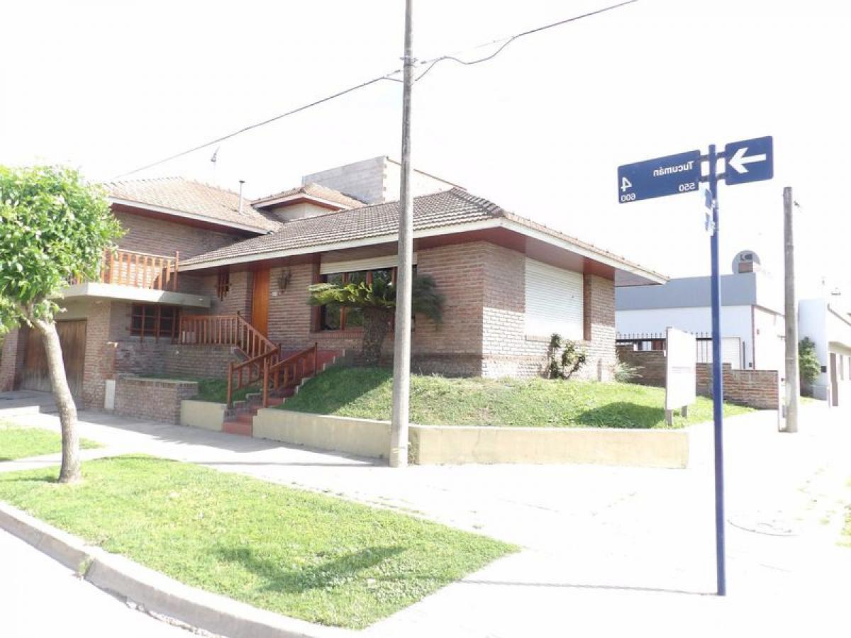 Casa T3 em Buenos Aires, Argentina N.º 80561