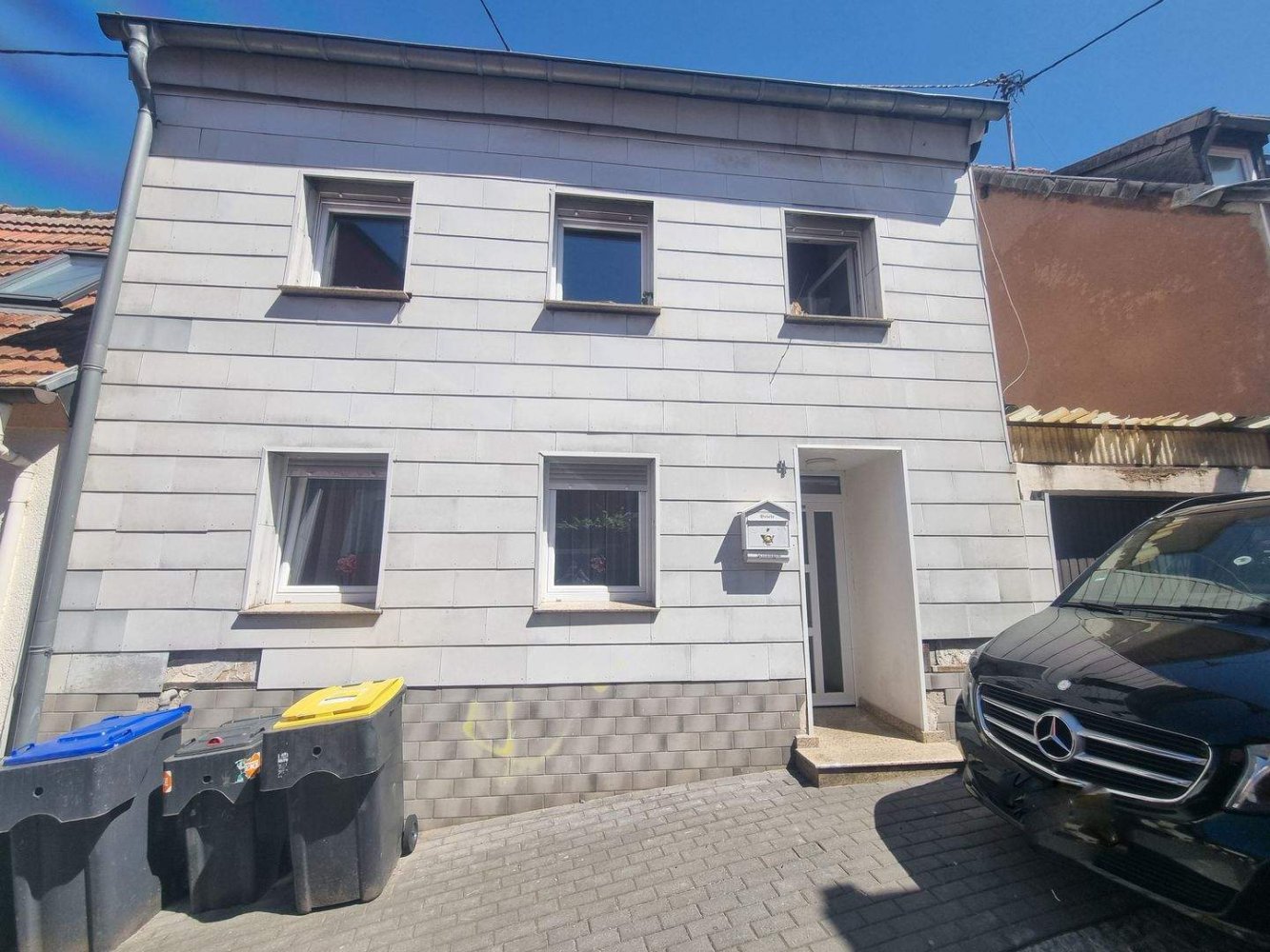 Таунхаус с 6 комнатами в Саарбрюккен, Германия № 318658