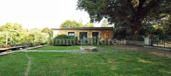 18 bedrooms Villa in Lucca, Italy No. 84540 7