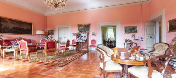 18 bedrooms Villa in Lucca, Italy No. 84540 15