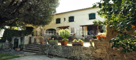 18 bedrooms Villa in Lucca, Italy No. 84540 6