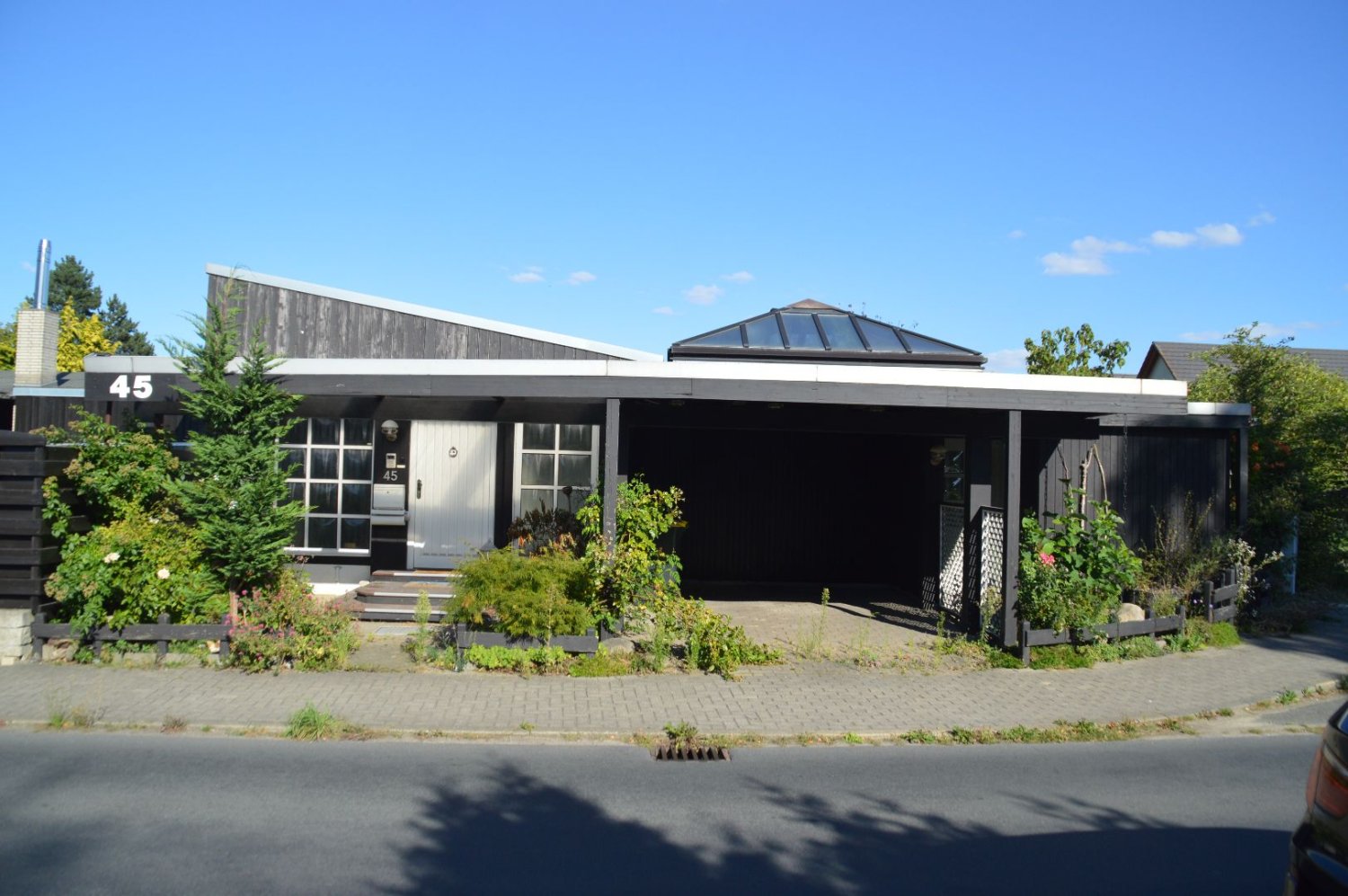 Бунгало с 6 комнатами в Вольфенбюттель, Германия № 326650