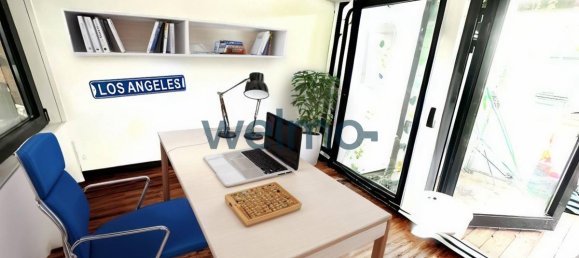 2 bedrooms House in Courbevoie, France No. 296568 10