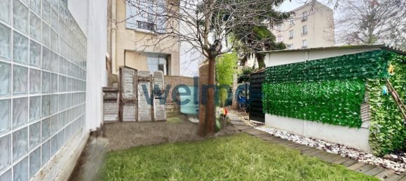 2 bedrooms House in Courbevoie, France No. 296568 11