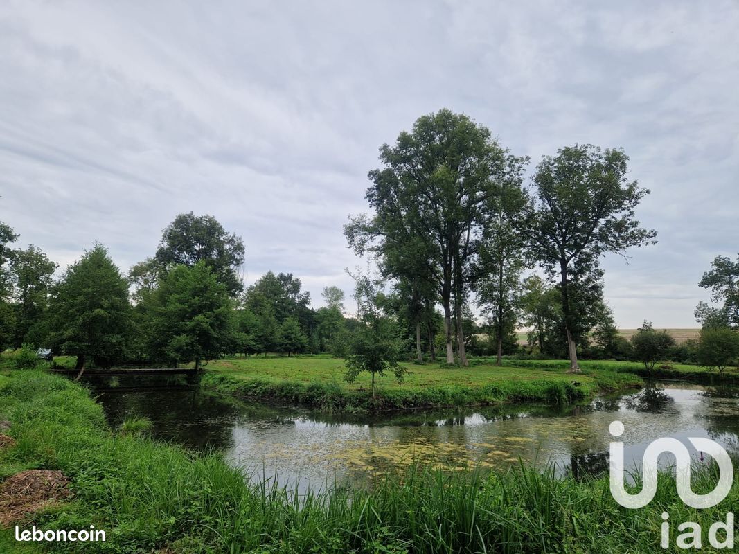 Grundstück in Maine-et-Loire, France 21351m², Nr. 99893