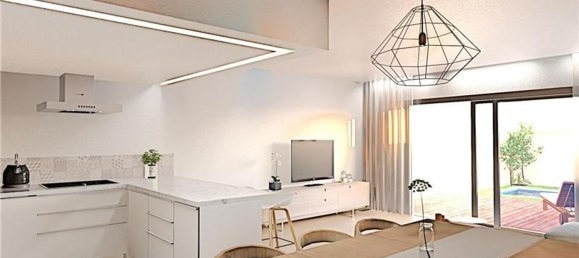 3 bedrooms House in Llubi, Spain No. 153556 3