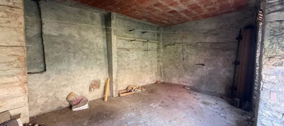 5 bedrooms House in Gremiasco, Italy No. 328935 31