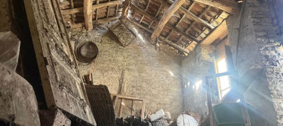 5 bedrooms House in Gremiasco, Italy No. 328935 37