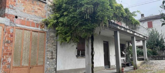 5 bedrooms House in Gremiasco, Italy No. 328935 29