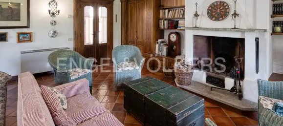 6 rooms House in Pianfei, Italy No. 129713 8
