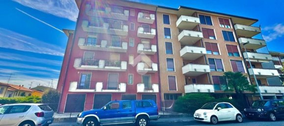 3 rooms Apartment in Novara, Italy No. 298800 21