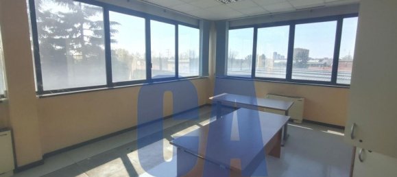  مكتب في Cologno Monzese, Italy 2064متر مربع رقم 124337 10