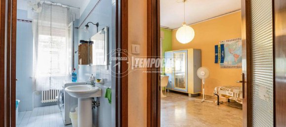 3 bedrooms Apartment in Verona, Italy No. 265277 17