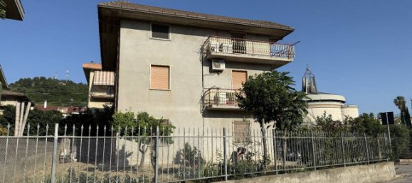 Apartamento de 2 dormitorios en Grottammare, Italy No. 266306 6