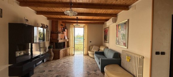 Apartamento de 2 dormitorios en Grottammare, Italy No. 266306 13