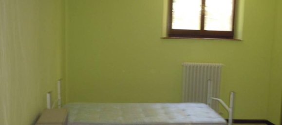 4 rooms House in Montemonaco, Italy No. 151084 14