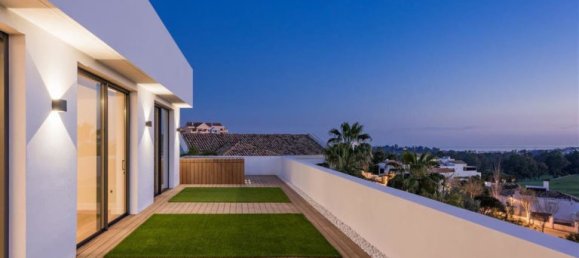 5 bedrooms Villa in Malaga, Spain No. 119441 21