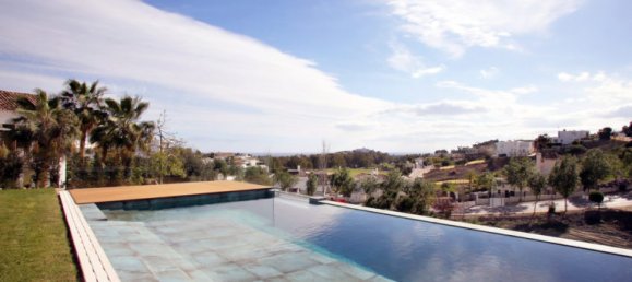 5 bedrooms Villa in Malaga, Spain No. 119441 23