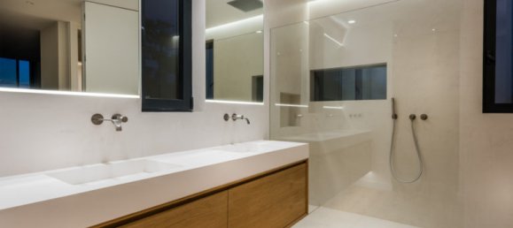 5 bedrooms Villa in Malaga, Spain No. 119441 35